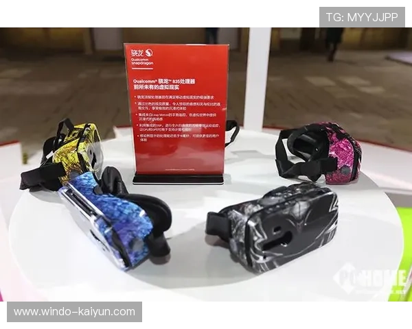 超级战队机器人主题展示柜高端订做方案打造沉浸式收藏空间体验